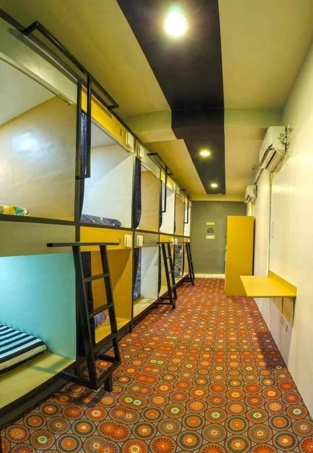 Napsule Suites Davao City Exterior foto